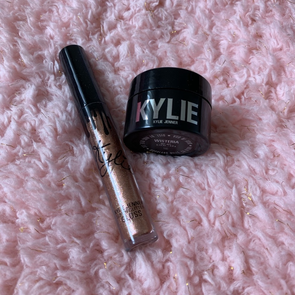 Kylie Cosmetics lipgloss + highlighter 💄✨